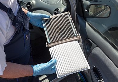Sustitución de filtros de aire | Climatización del coche en Madrid
