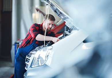 Reparación de motor y caja de cambios | Reparación y mantenimiento de furgonetas en Madrid