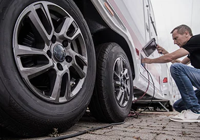 Reparación y mantenimiento de autocaravanas en Madrid | Sistemas eléctricos y batería